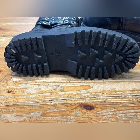 Zara Black Leather Lace Up Biker Ankle Boots - Picture 2 of 3